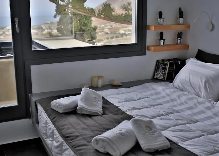 A Lux Santorini Villa *